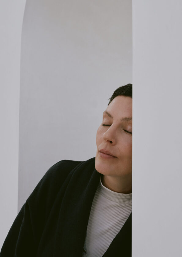 Eva Gold-Kunst-Objekt-Shelters-1